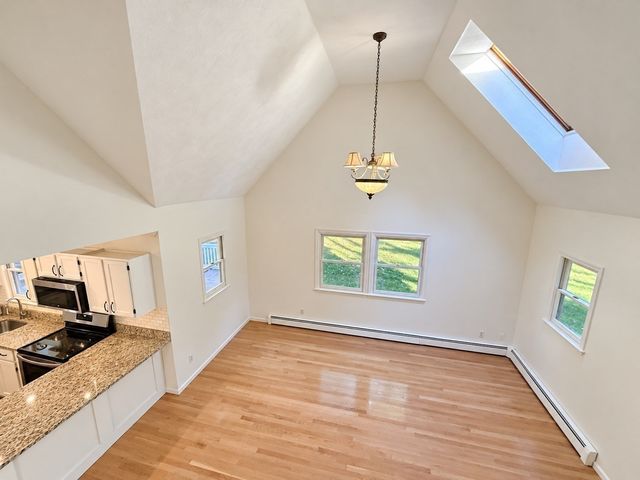 39 Elm Ridge Rd, Stow, MA 01775