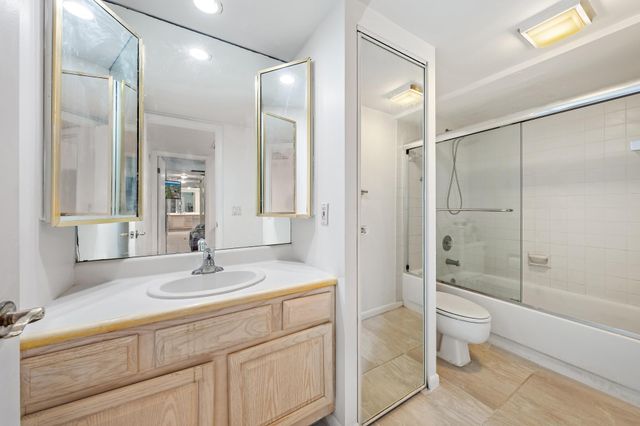 1213 12th Terrace 1213, Palm Beach Gardens, FL 33418