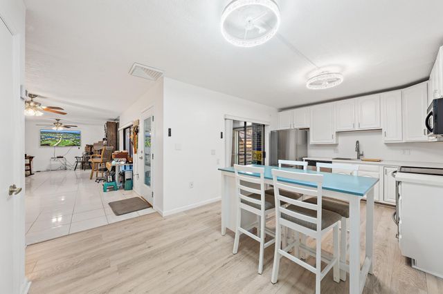 1213 12th Terrace 1213, Palm Beach Gardens, FL 33418