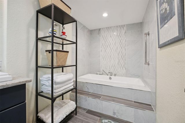 101 VARIETY TREE CIRCLE, Altamonte Springs, FL 32714