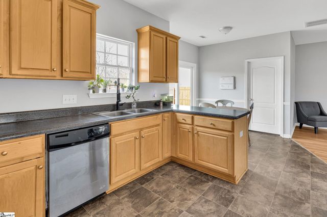 332 Capstone Lane, Spartanburg, SC 29301