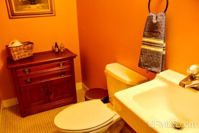 21703 Peepsock Road, Houghton, MI 49931