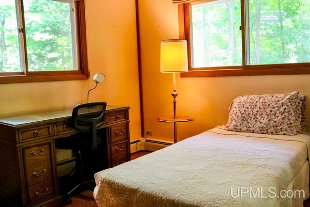 21703 Peepsock Road, Houghton, MI 49931