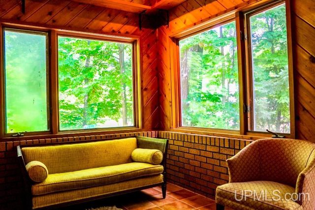 21703 Peepsock Road, Houghton, MI 49931