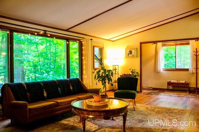 21703 Peepsock Road, Houghton, MI 49931