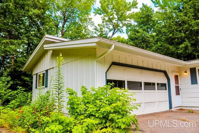 21703 Peepsock Road, Houghton, MI 49931