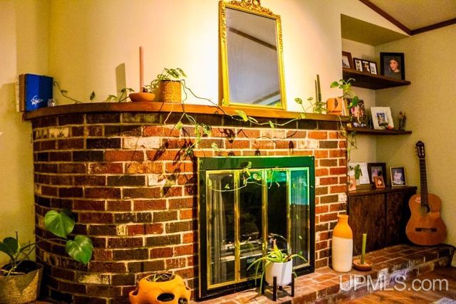 21703 Peepsock Road, Houghton, MI 49931