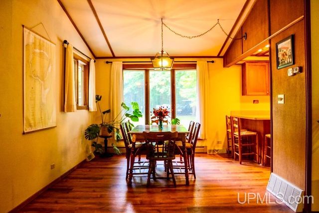 21703 Peepsock Road, Houghton, MI 49931