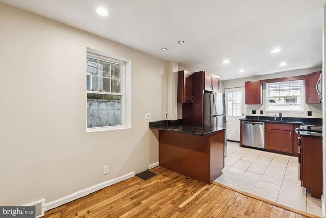 313 DALY ST, Philadelphia, PA 19148