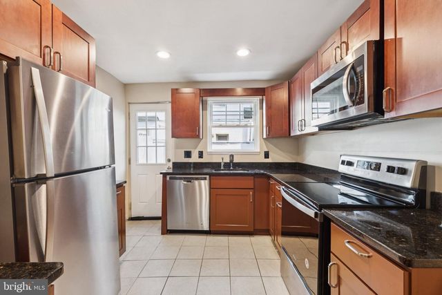 313 DALY ST, Philadelphia, PA 19148