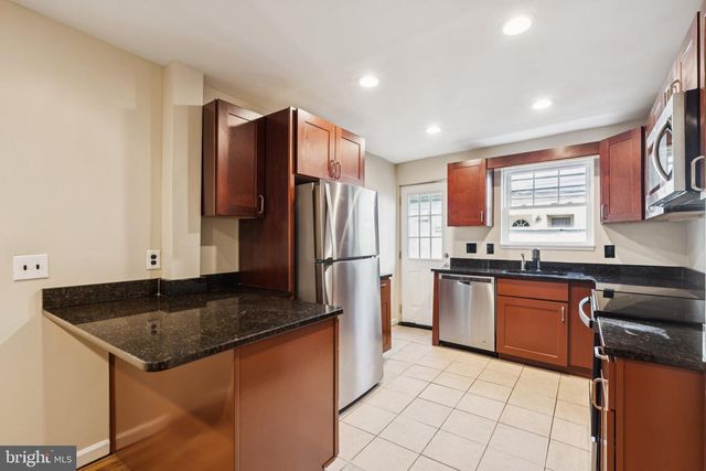 313 DALY ST, Philadelphia, PA 19148