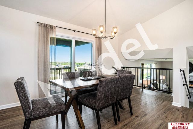 10706 Portage Drive, Papillion, NE 68046