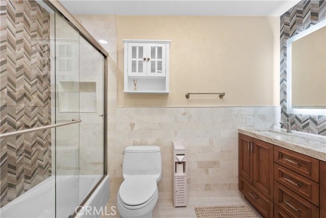 5706 E Bryce Avenue, Orange, CA 92867