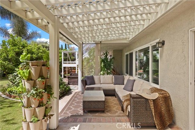 5706 E Bryce Avenue, Orange, CA 92867