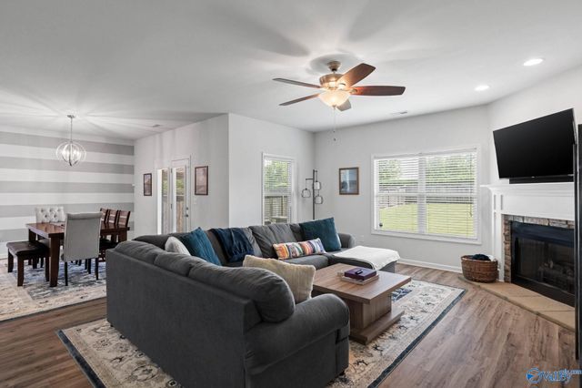 7613 Overton Street, Owens Cross Roads, AL 35763