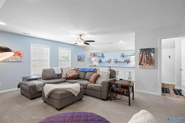 7613 Overton Street, Owens Cross Roads, AL 35763