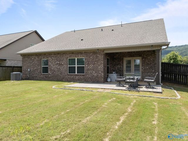 7613 Overton Street, Owens Cross Roads, AL 35763