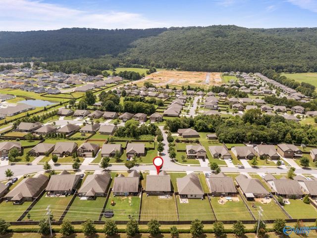7613 Overton Street, Owens Cross Roads, AL 35763