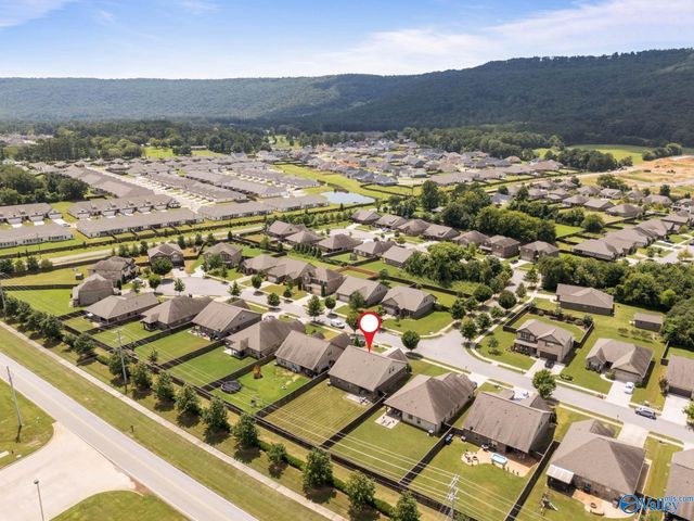 7613 Overton Street, Owens Cross Roads, AL 35763