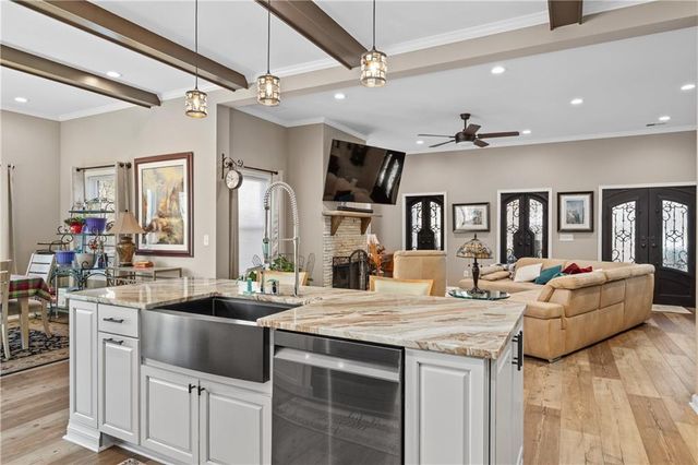 106 Osage Court, Waleska, GA 30183