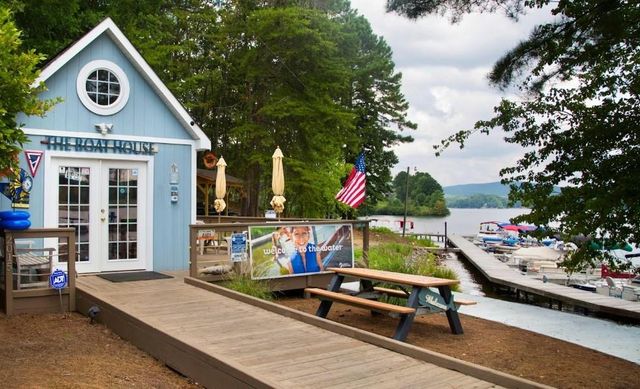 106 Osage Court, Waleska, GA 30183