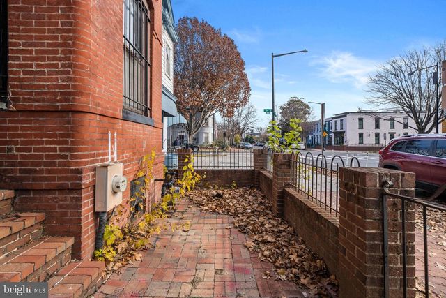 1362 E ST SE, Washington, DC 20003