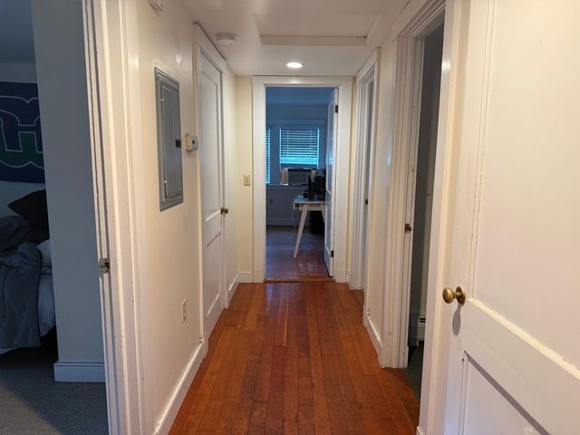 138 Sunset Ave, Amherst, MA 01002
