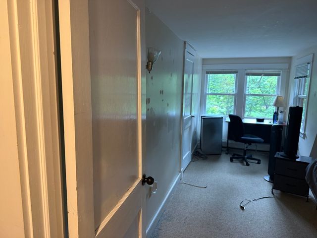 138 Sunset Ave, Amherst, MA 01002