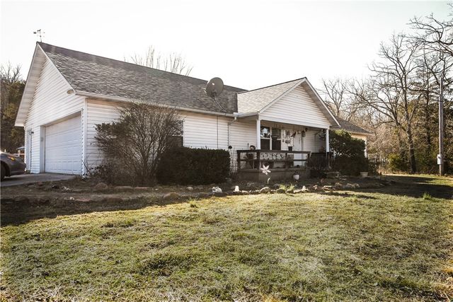 3952 County Road 906, Green Forest, AR 72638