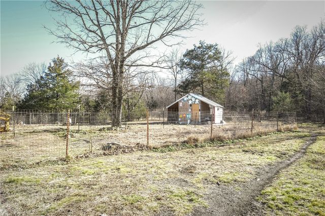 3952 County Road 906, Green Forest, AR 72638