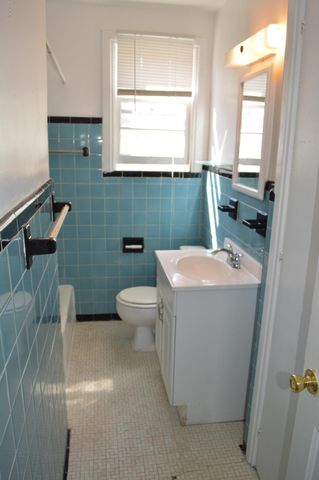 2834 DOWNING Street 2, Jacksonville, FL 32205