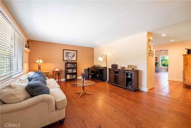 6574 Franrivers Avenue, West Hills, CA 91307