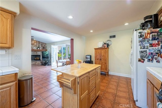 6574 Franrivers Avenue, West Hills, CA 91307