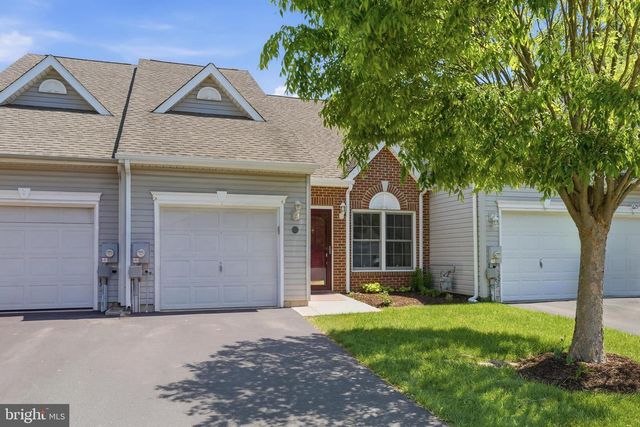 623 KENDALL DR, Bear, DE 19701