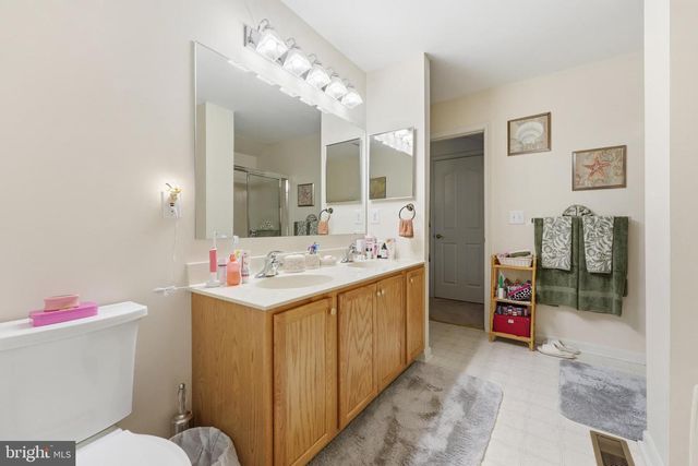623 KENDALL DR, Bear, DE 19701