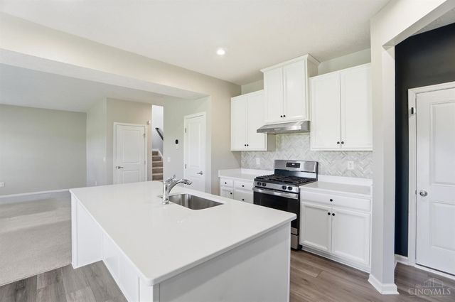 5989 Outlook Court, Hamilton Twp, OH 45152
