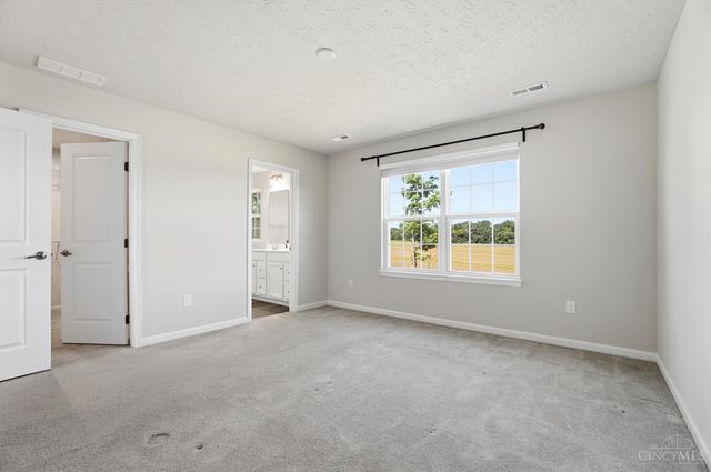 5989 Outlook Court, Hamilton Twp, OH 45152