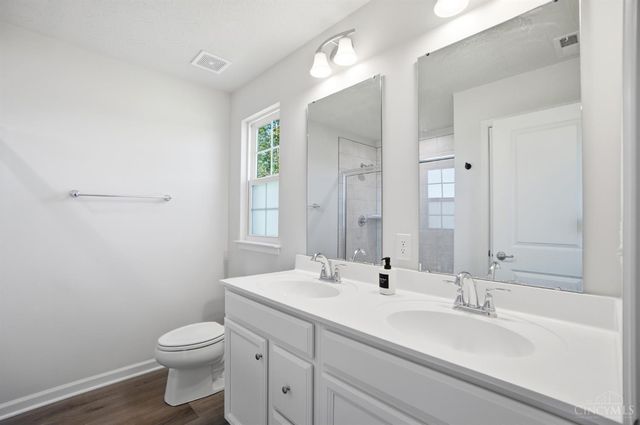 5989 Outlook Court, Hamilton Twp, OH 45152