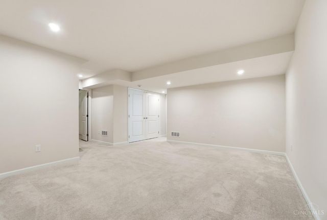 5989 Outlook Court, Hamilton Twp, OH 45152