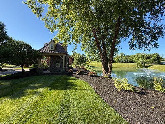 5989 Outlook Court, Hamilton Twp, OH 45152