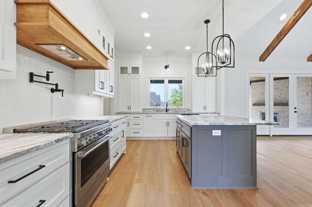 901 Cimarron Cove, Benton, AR 72019