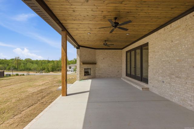 901 Cimarron Cove, Benton, AR 72019