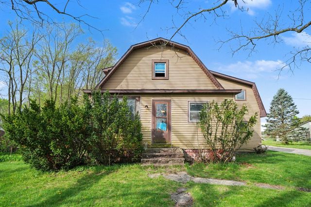 8612 Stevensville Baroda Road, Baroda, MI 49101