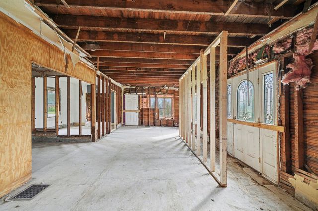 8612 Stevensville Baroda Road, Baroda, MI 49101