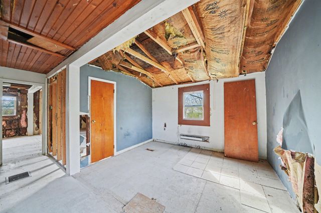 8612 Stevensville Baroda Road, Baroda, MI 49101
