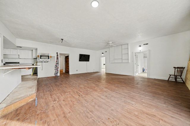 8612 Stevensville Baroda Road, Baroda, MI 49101