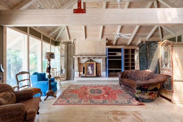 1032 Nunis Drive, Heber Springs, AR 72543