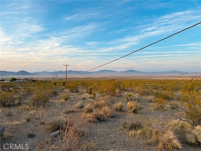 7980 Crystal Creek Road, Lucerne Valley, CA 92356