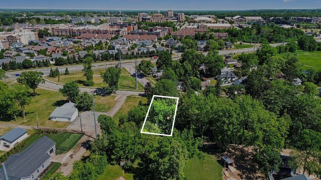 1242 Howard Street, South Bend, IN 46617