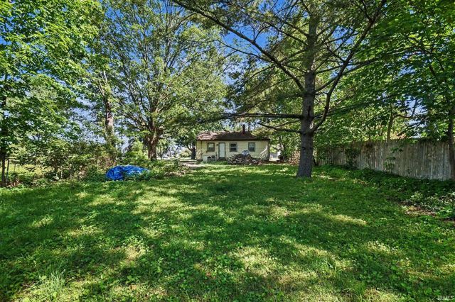1242 Howard Street, South Bend, IN 46617